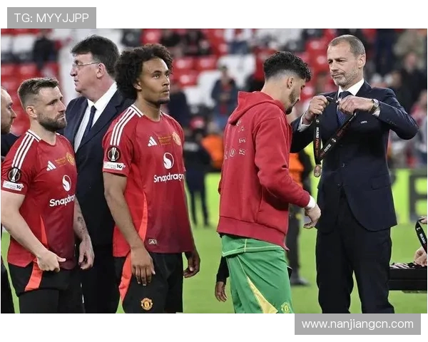 曼联本赛季联赛仅列第16欧联再度失利四大皆空创近40年最差战绩